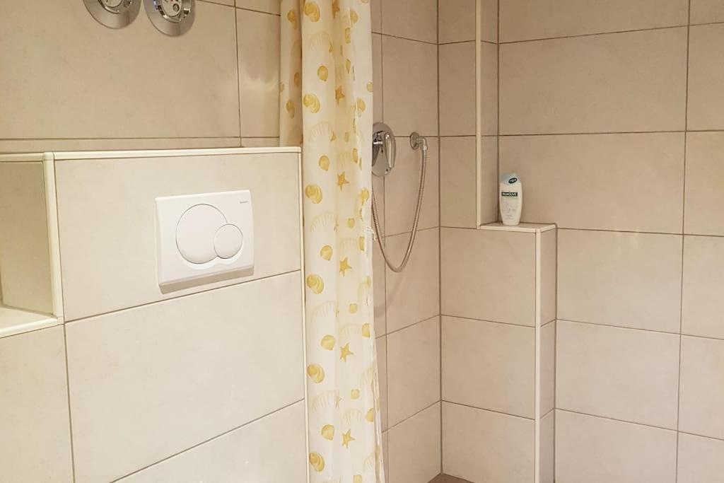 Ferienwohnung Zwischen Weinheim Und Hemsbach Экстерьер фото