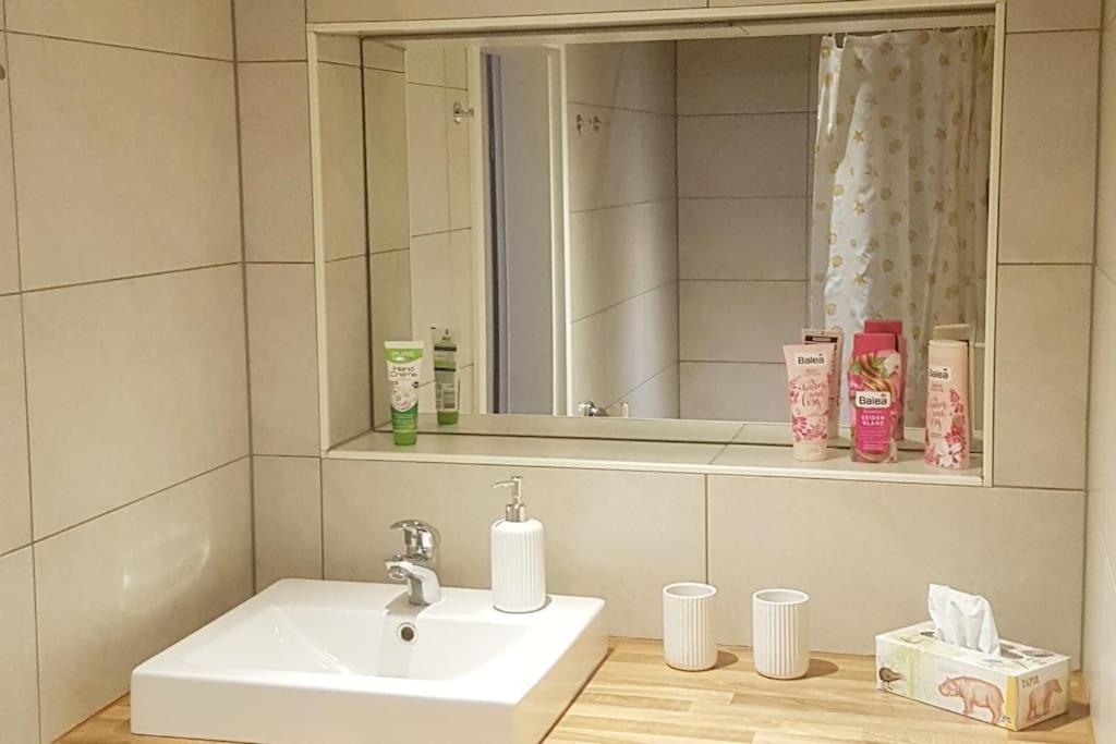 Ferienwohnung Zwischen Weinheim Und Hemsbach Экстерьер фото